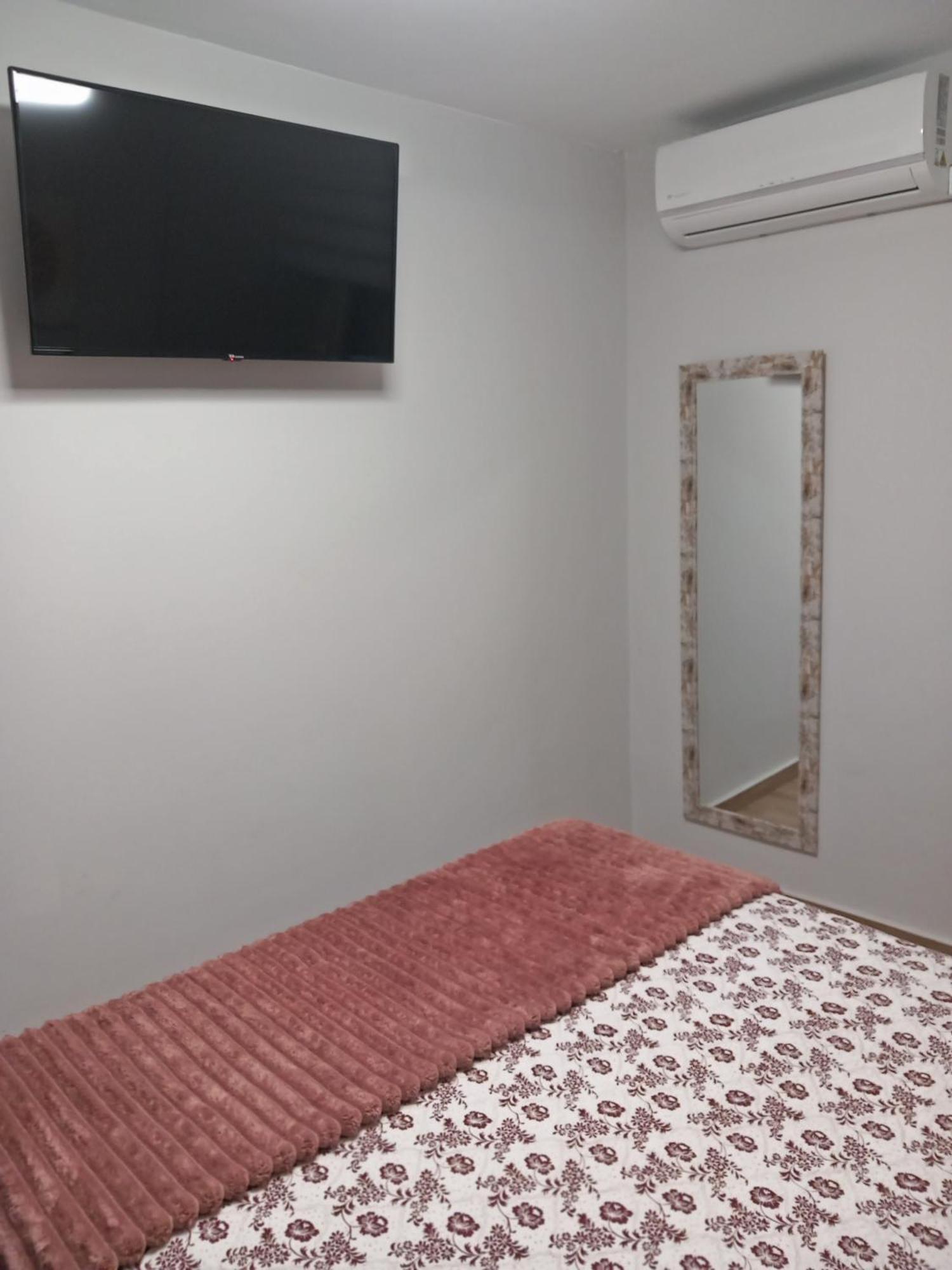 Appartamento Apartamento De La Haya, Junto Al Teatro Romano Mérida Esterno foto